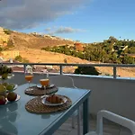 Апартаменти Good Vibes Siam View