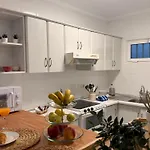 Апартаменти Good Vibes Siam View *