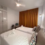 Good Vibes Siam View Апартаменти Адехе