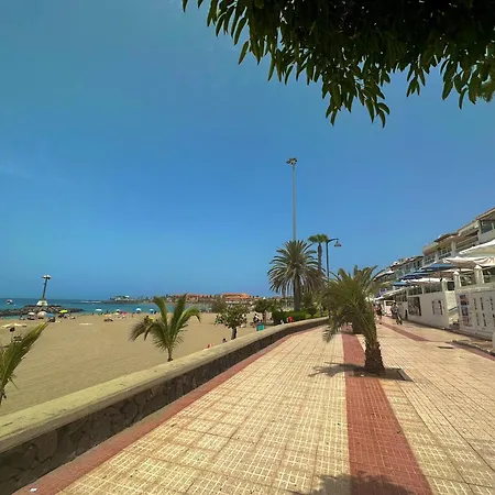 Апартаменти Good Vibes Siam View Адехе