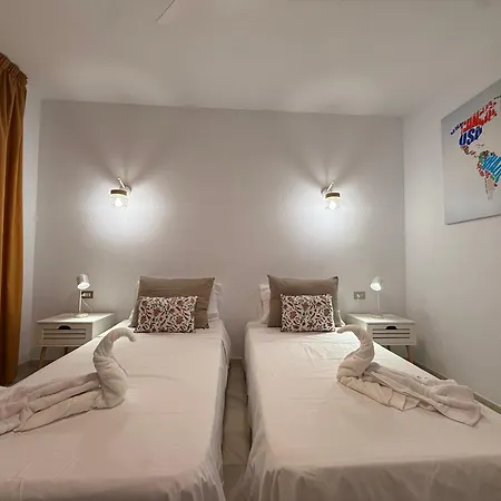 Good Vibes Siam View Apartment