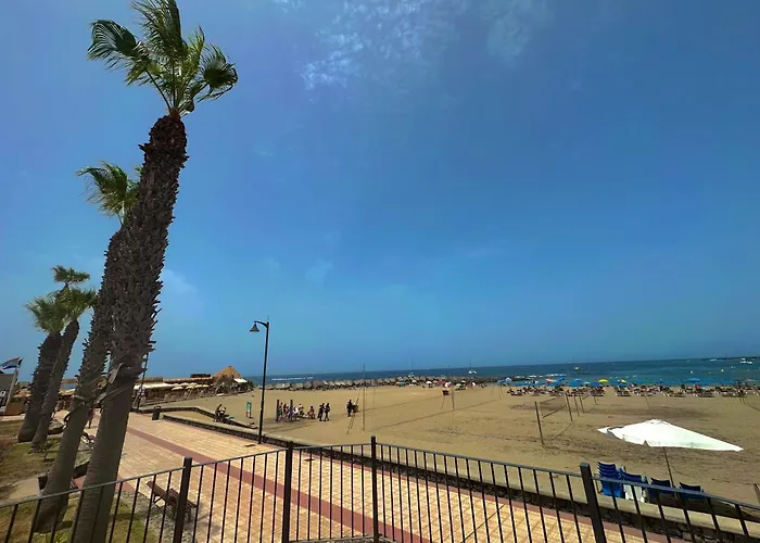 Апартаменти Good Vibes Siam View *