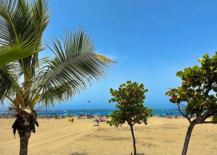 Good Vibes Siam View Апартаменти Адехе