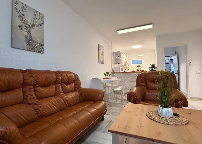 Апартаменти Good Vibes Siam View Адехе