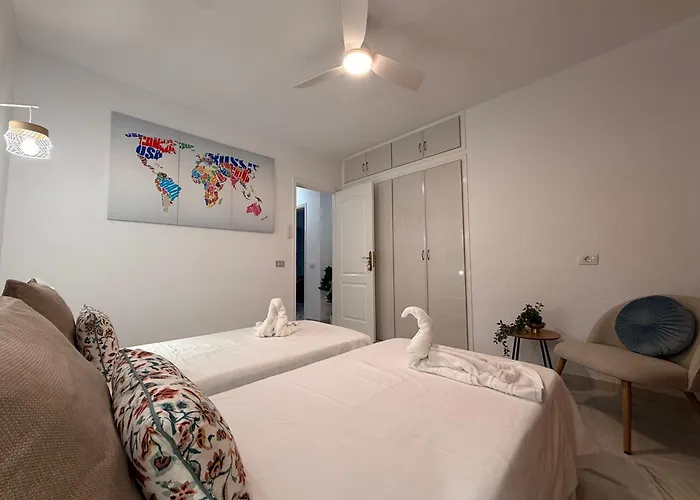 Good Vibes Siam View Апартаменти *