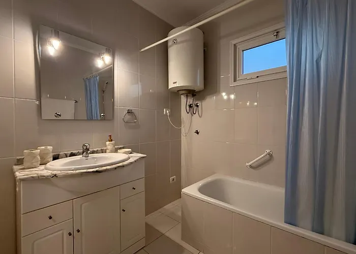 Апартаменти Good Vibes Siam View Адехе