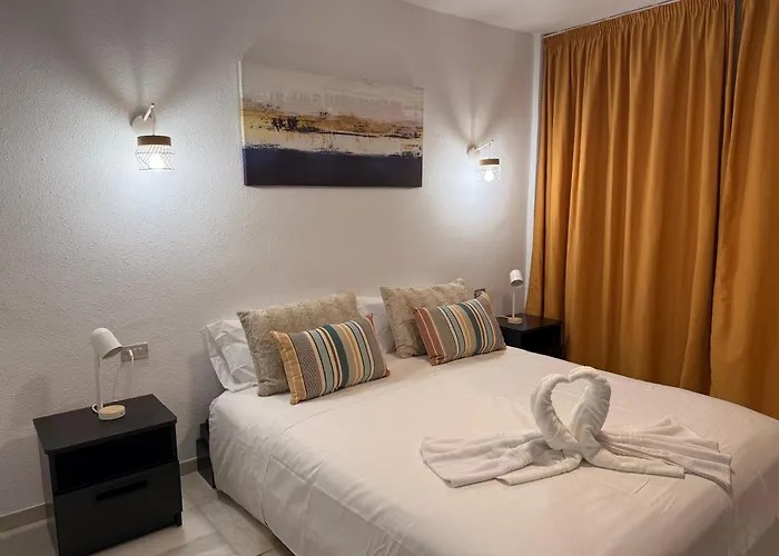 Апартаменти Good Vibes Siam View *